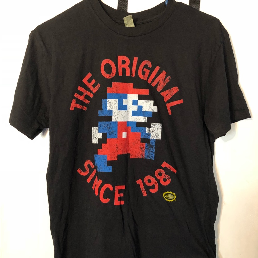 Original Super Mario Lootcrate Exclusive Shirt